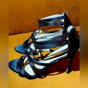 Beautiful EUC INC shoes. Must-have for the party season.